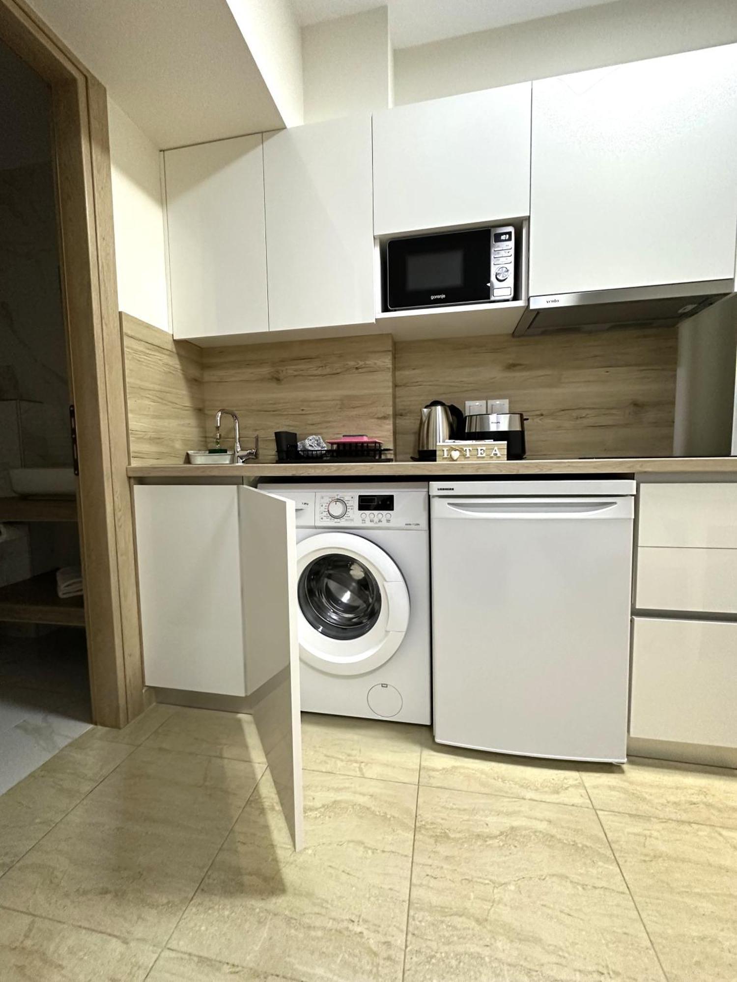 Navarino Luxe Suites Peraía Kültér fotó