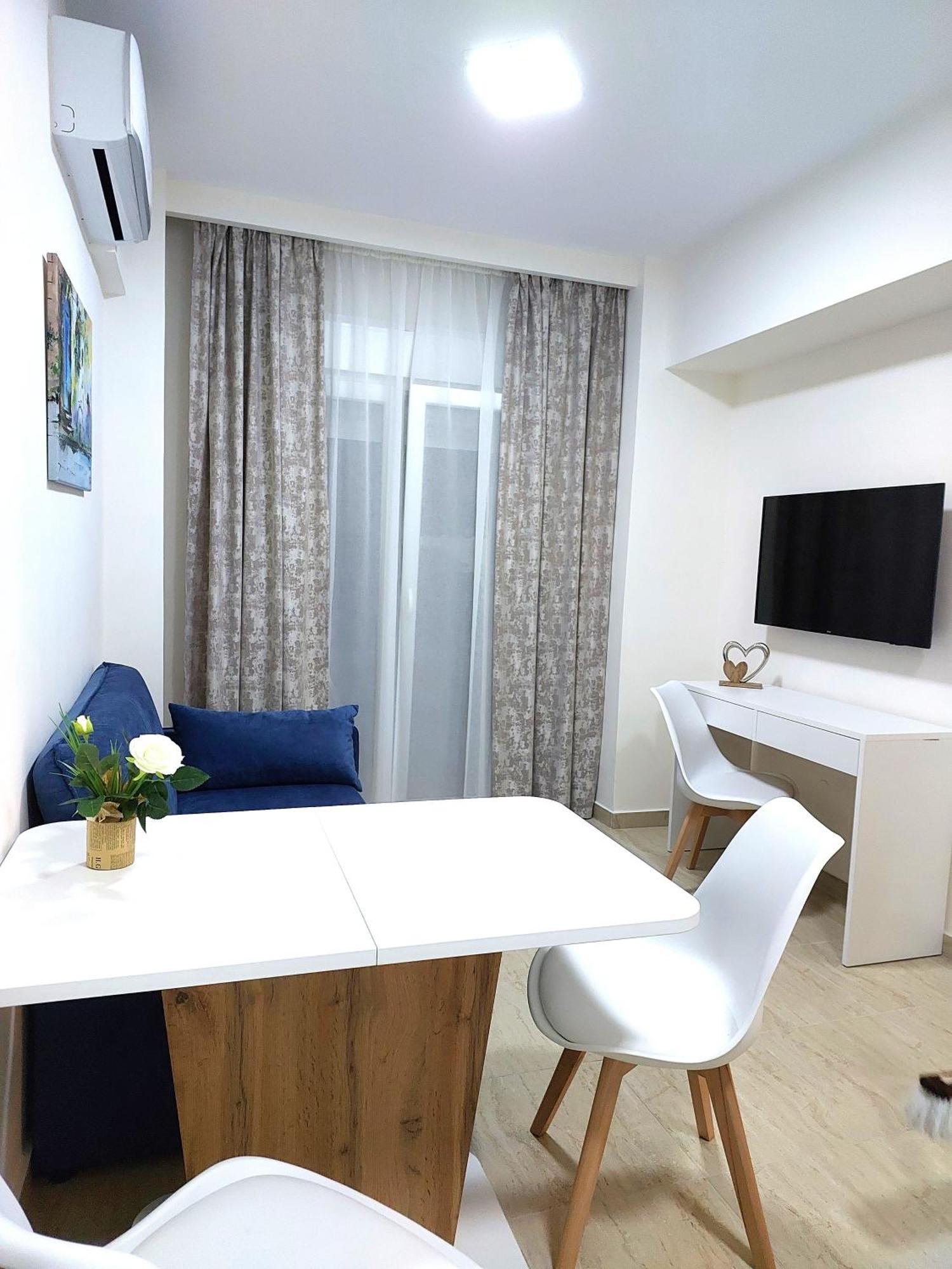 Navarino Luxe Suites Peraía Kültér fotó
