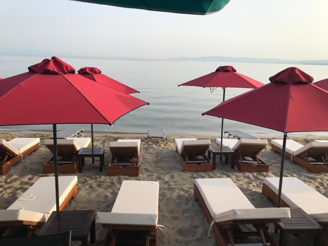 Navarino Luxe Suites Peraía Kültér fotó